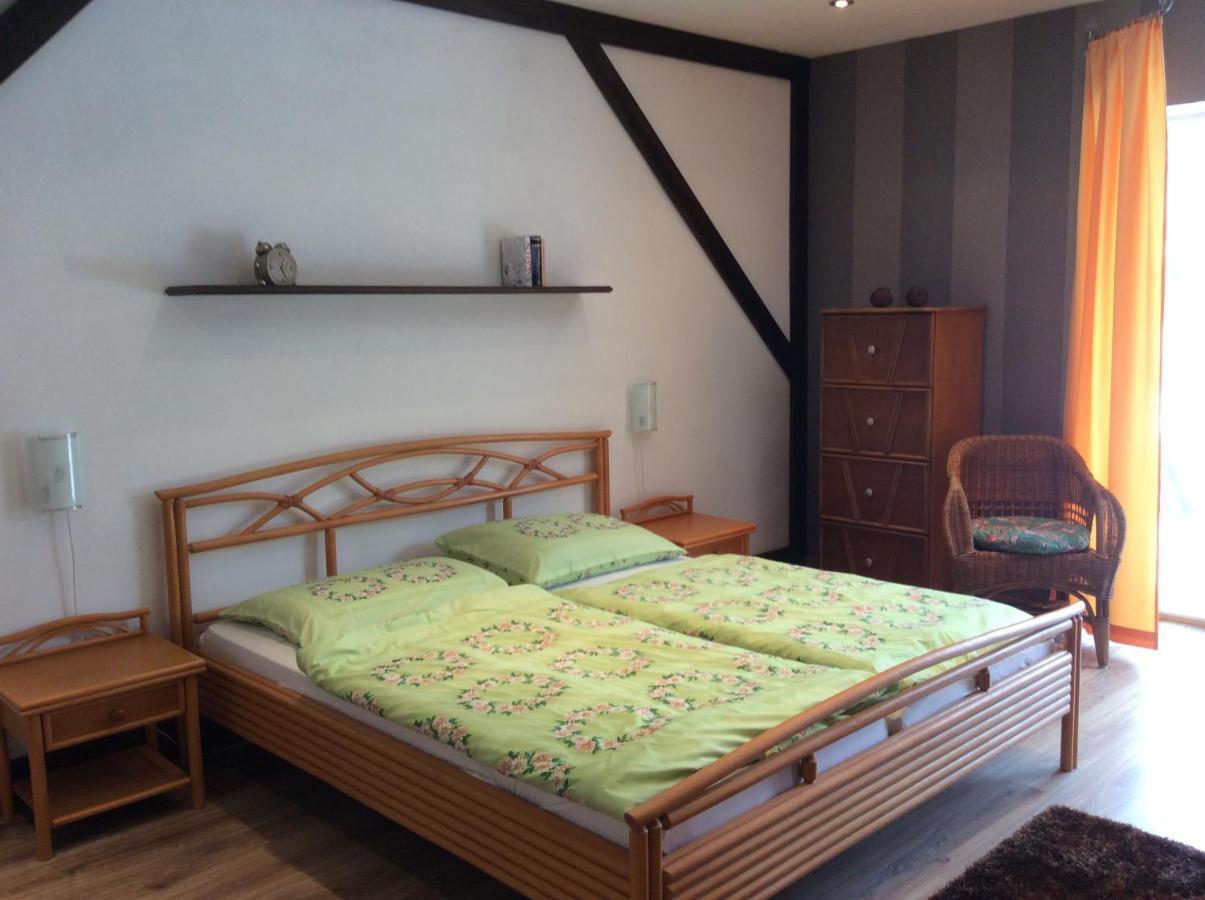 Ferienwohnung Direkt Am Potzlower See Bagian luar foto